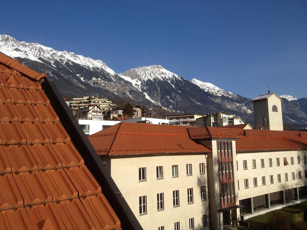 Riedz Apartments Innsbruck- Zentrales Apartmenthaus Mit Gruener Oase Εξωτερικό φωτογραφία